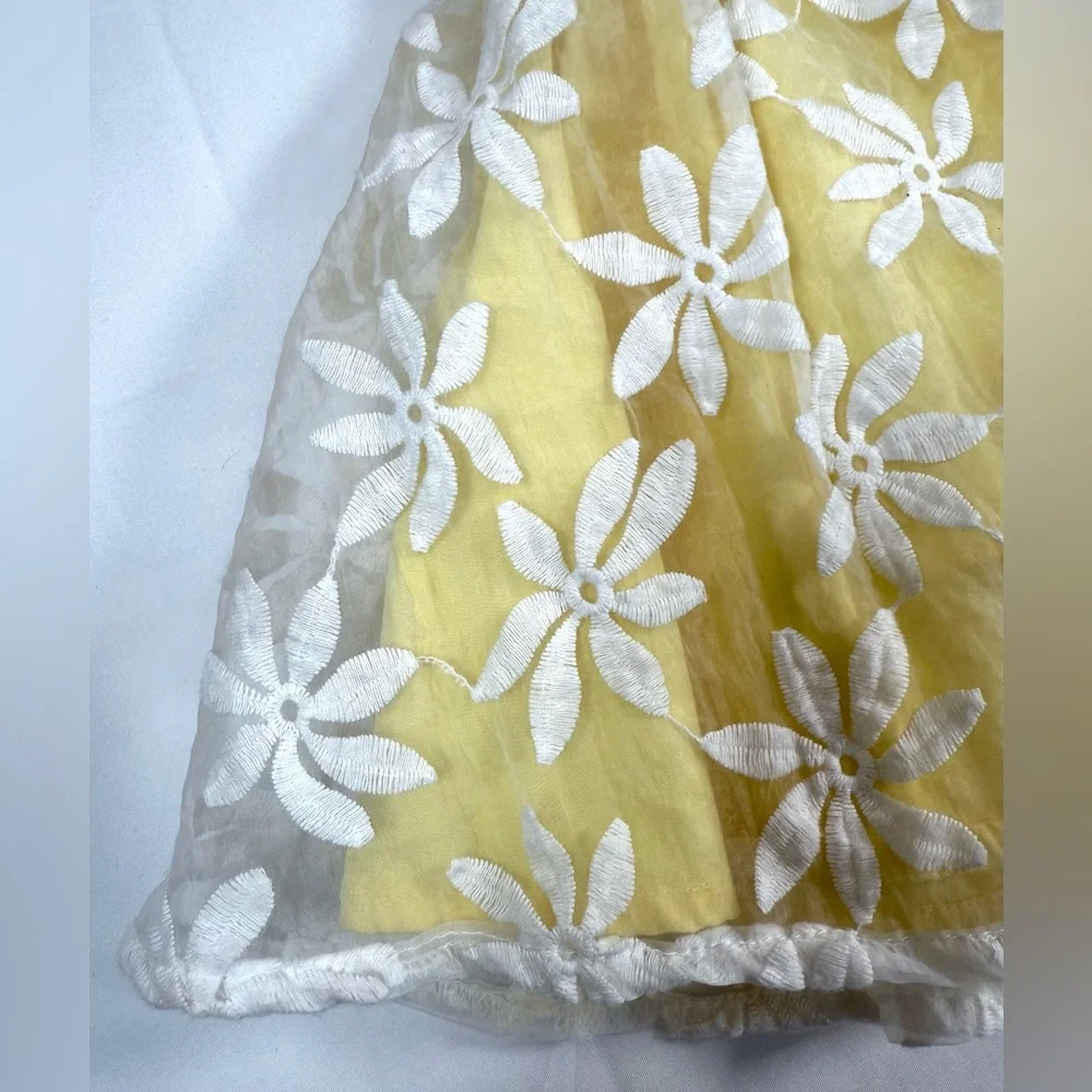 GYMBOREE Girls Floral Embroidered Skirt 5T Cottagecore Spring Mesh‎ Cute